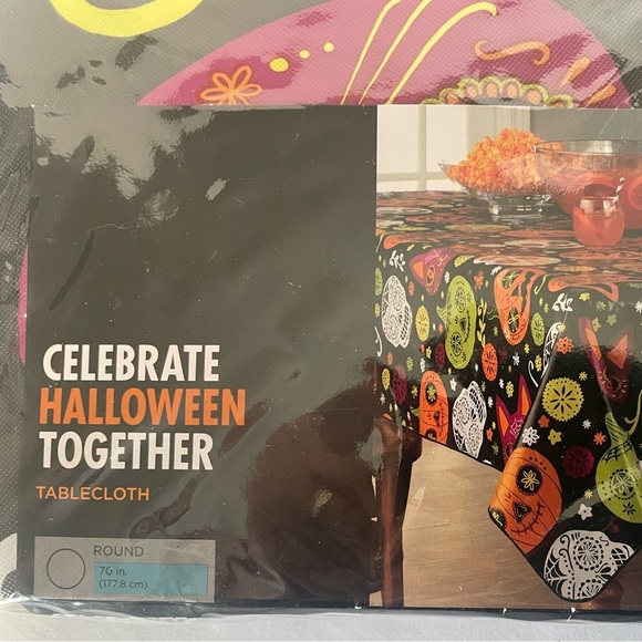 Kohls Day of the Dead Round Tablecloth - Picture 2 of 2